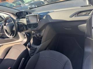 PEUGEOT 208 usata, con Cruise Control