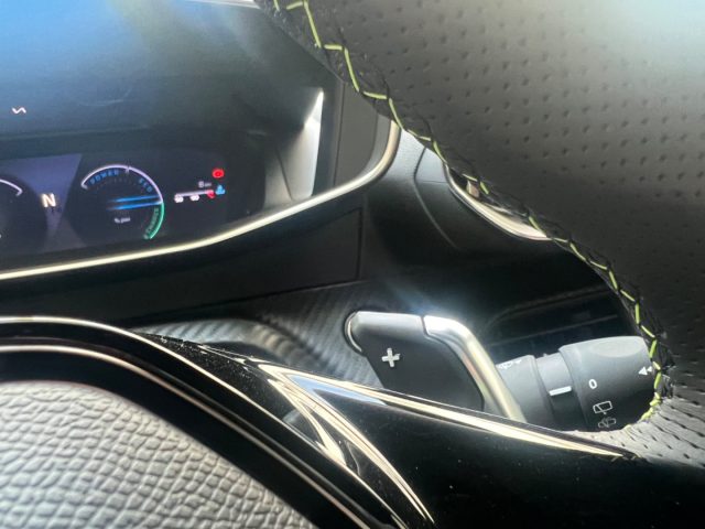 PEUGEOT 2008 usata, con Controllo vocale