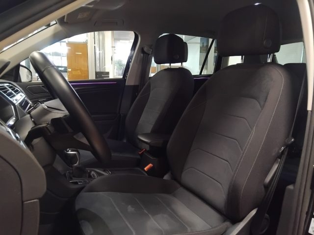 VOLKSWAGEN Tiguan usata, con Specchietti laterali elettrici