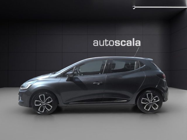 RENAULT Clio usata, con Airbag