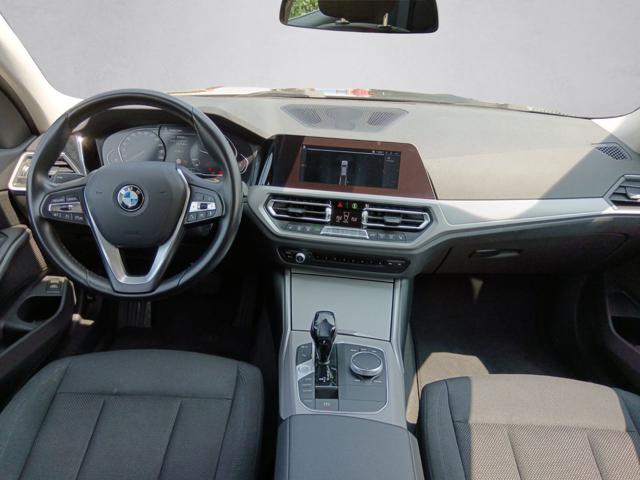 BMW 318 usata, con Fendinebbia