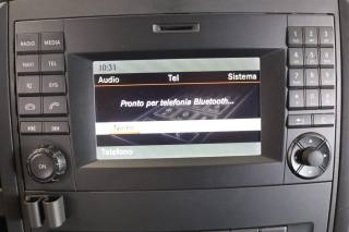 MERCEDES-BENZ Vito usata, con Servosterzo