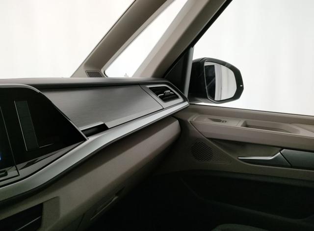 VOLKSWAGEN Multivan usata, con Touch screen