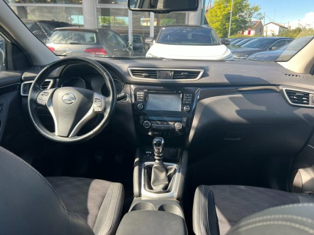NISSAN Qashqai usata, con Controllo automatico clima