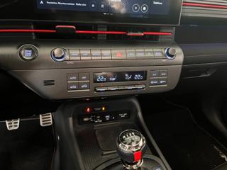 HYUNDAI Kona usata, con USB