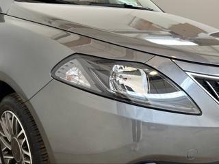 LANCIA Ypsilon usata, con Specchietti laterali elettrici