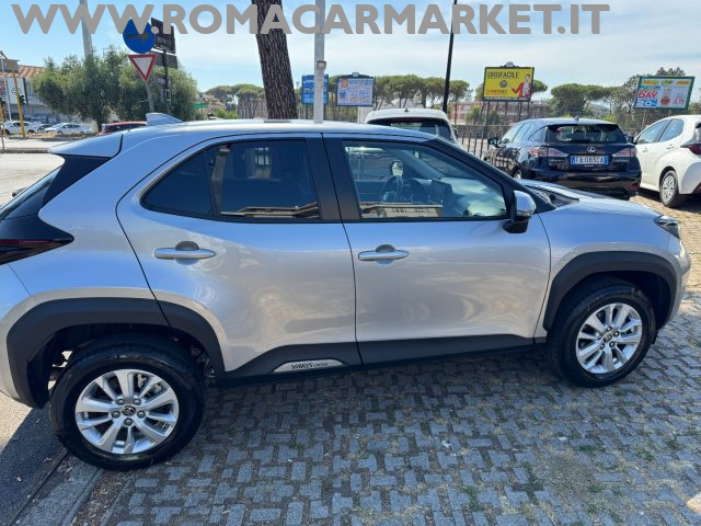 TOYOTA Yaris Cross usata, con Autoradio