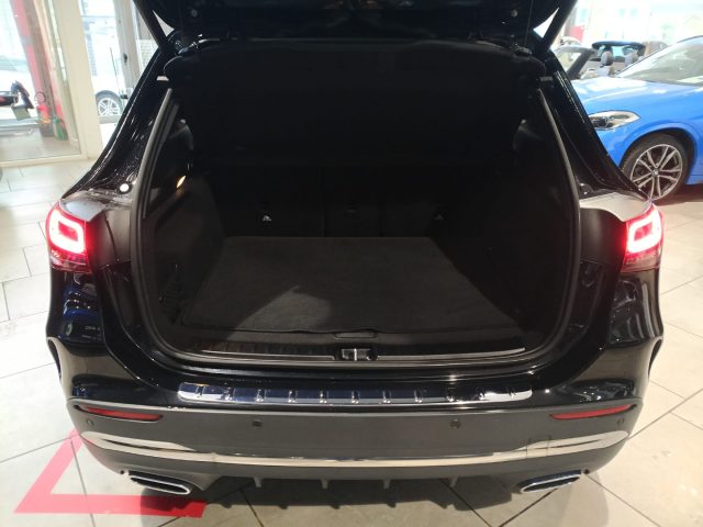 MERCEDES-BENZ GLA 200 usata, con Vetri oscurati