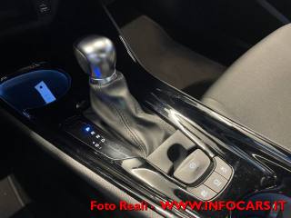 TOYOTA C-HR usata, con Regolazione elettrica sedili