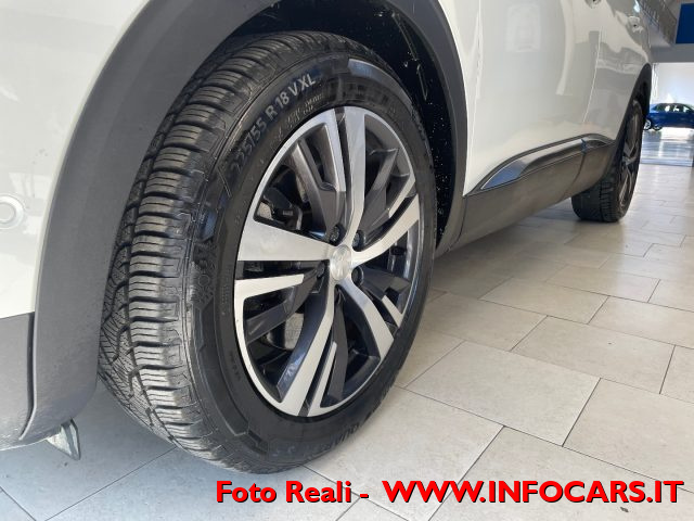 PEUGEOT 3008 usata, con Fari LED