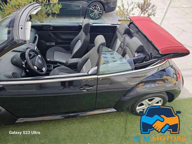 VOLKSWAGEN New Beetle usata, con Autoradio