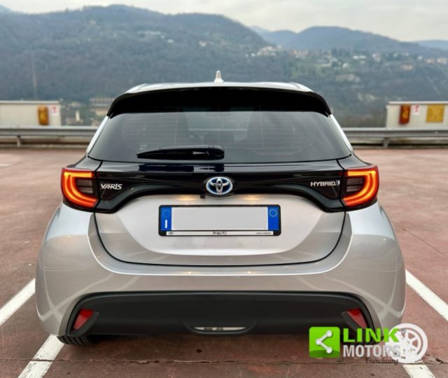 TOYOTA Yaris usata, con ESP