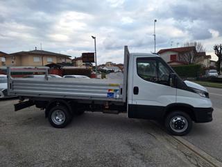 IVECO Daily usata 9