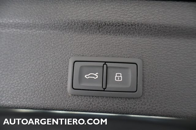 AUDI Q3 usata, con Luci diurne