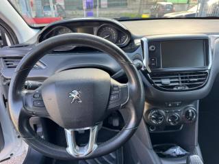 PEUGEOT 208 usata, con ESP