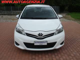 TOYOTA Yaris usata 5