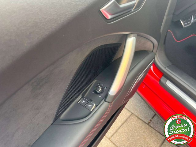 AUDI TT usata, con Climatizzatore