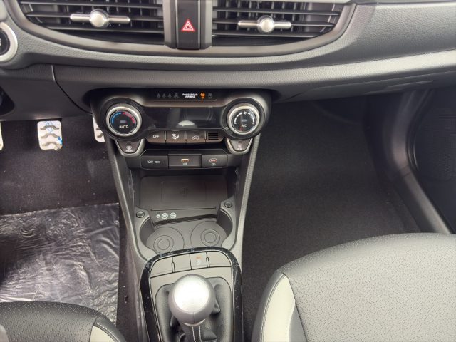 KIA Picanto usata 16