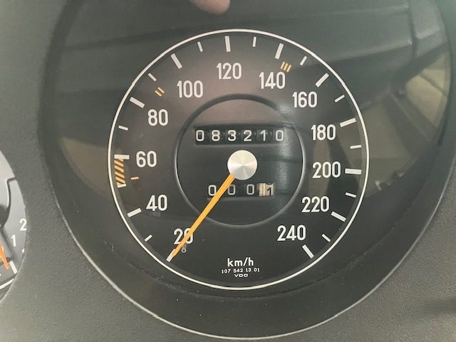 MERCEDES-BENZ 280 usata 8