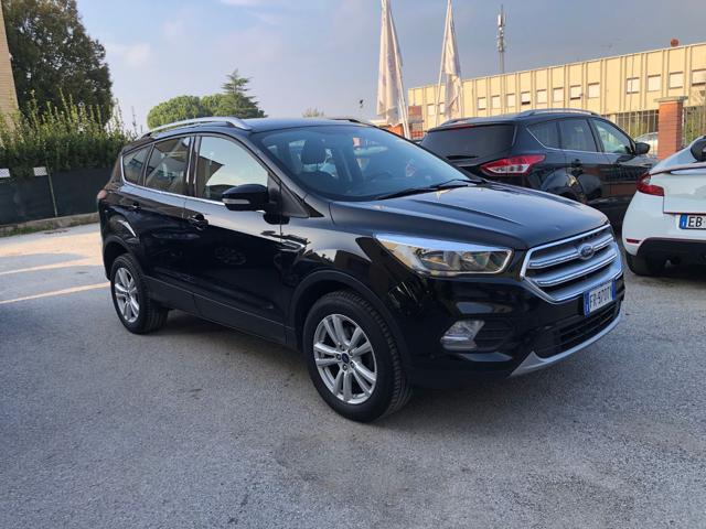 FORD Kuga usata, con Autoradio