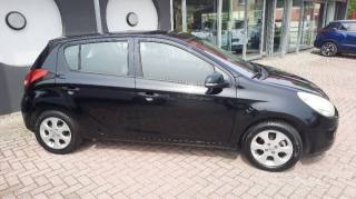 HYUNDAI i20 usata, con Airbag laterali