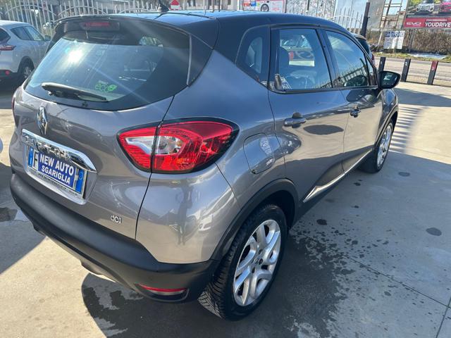 RENAULT Captur usata, con Autoradio