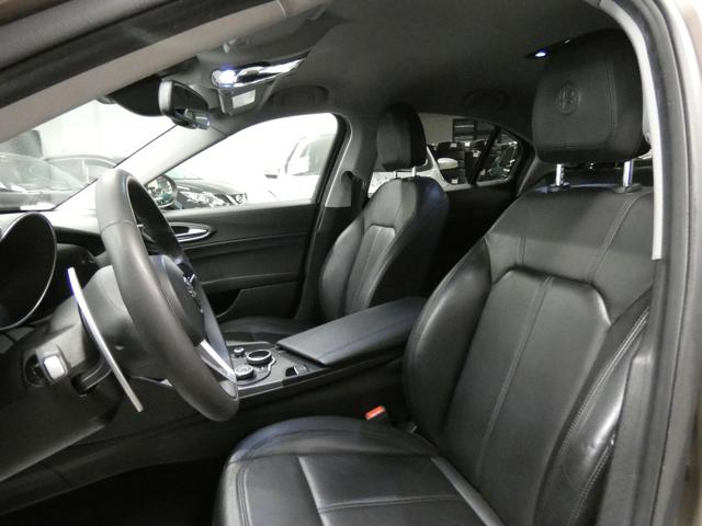 ALFA ROMEO Giulia usata, con Autoradio