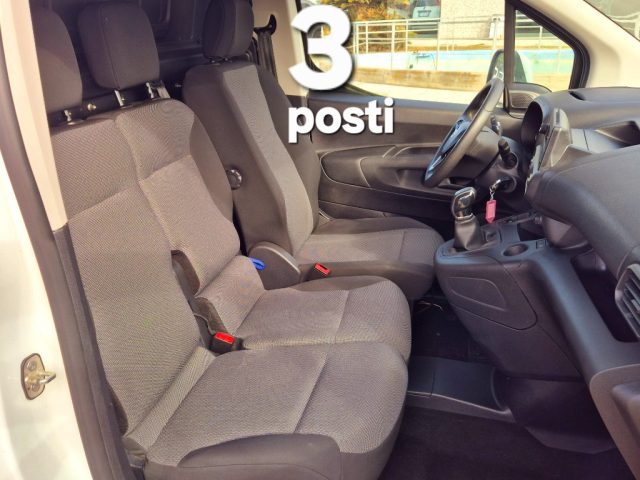 OPEL Combo usata, con Airbag