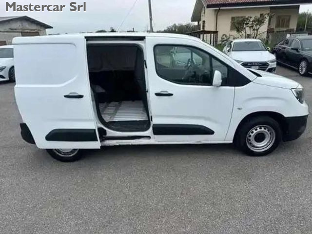 OPEL Combo usata, con Controllo trazione