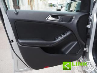 MERCEDES-BENZ B 180 usata, con Volante multifunzione
