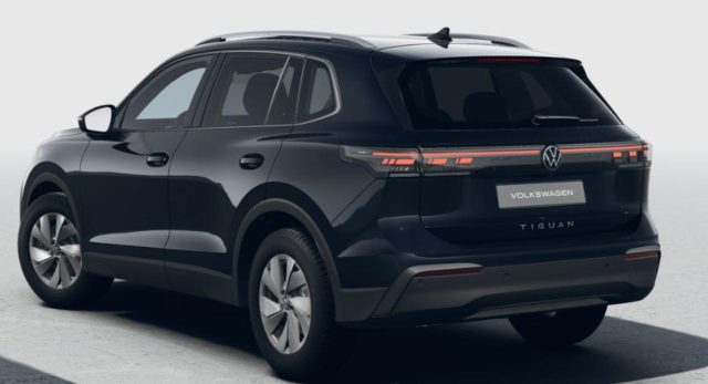 VOLKSWAGEN Tiguan usata, con Airbag laterali