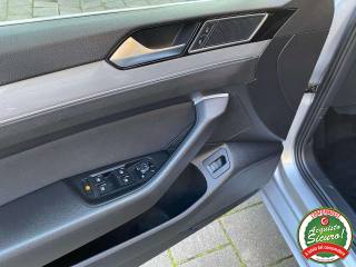 VOLKSWAGEN Passat Variant usata, con Boardcomputer