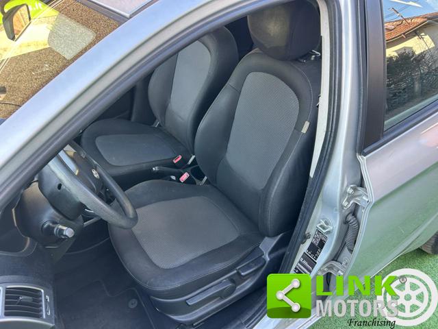 HYUNDAI i20 usata 8