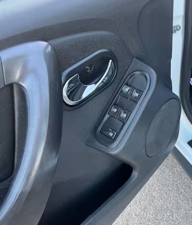 DACIA Duster usata, con Chiusura centralizzata