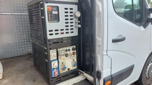 OPEL Movano usata, con Bracciolo
