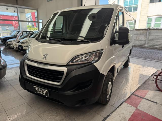 PEUGEOT Boxer usata, con ABS
