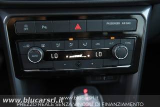 VOLKSWAGEN T-Cross usata 23