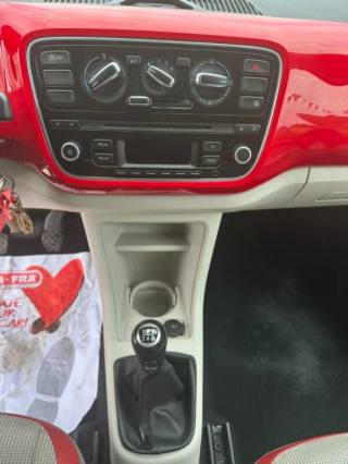 VOLKSWAGEN up! usata, con Climatizzatore