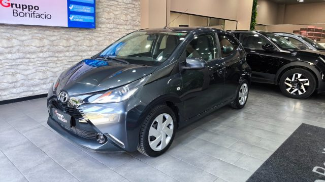 TOYOTA Aygo usata, con ABS