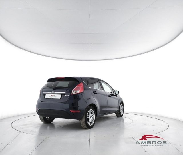 FORD Fiesta usata 2