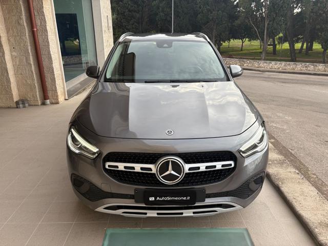 MERCEDES-BENZ GLA 180 usata, con Airbag