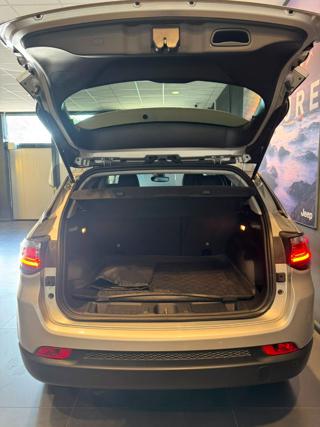 JEEP Compass usata, con Servosterzo