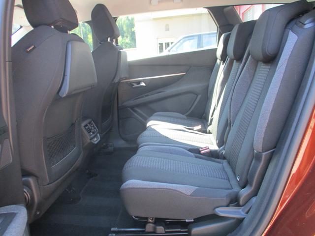 PEUGEOT 5008 usata, con Climatizzatore