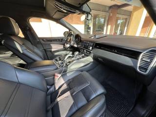 PORSCHE Cayenne usata, con Park Distance Control