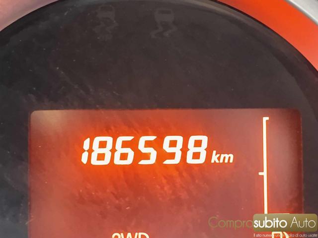 DACIA Duster usata, con Bluetooth