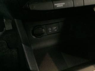 HYUNDAI i20 usata, con Sensori di parcheggio posteriori