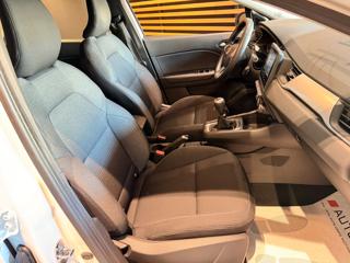 RENAULT Captur usata, con Volante in pelle