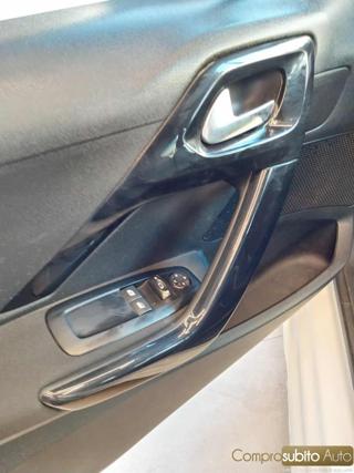 PEUGEOT 208 usata, con Chiusura centralizzata