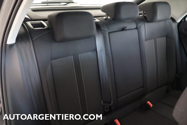 VOLKSWAGEN T-Roc usata, con Bracciolo