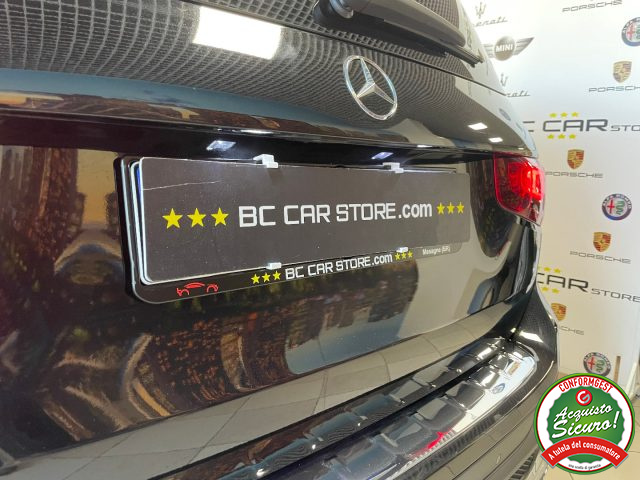 MERCEDES-BENZ GLB 200 usata, con Sensori di parcheggio posteriori
